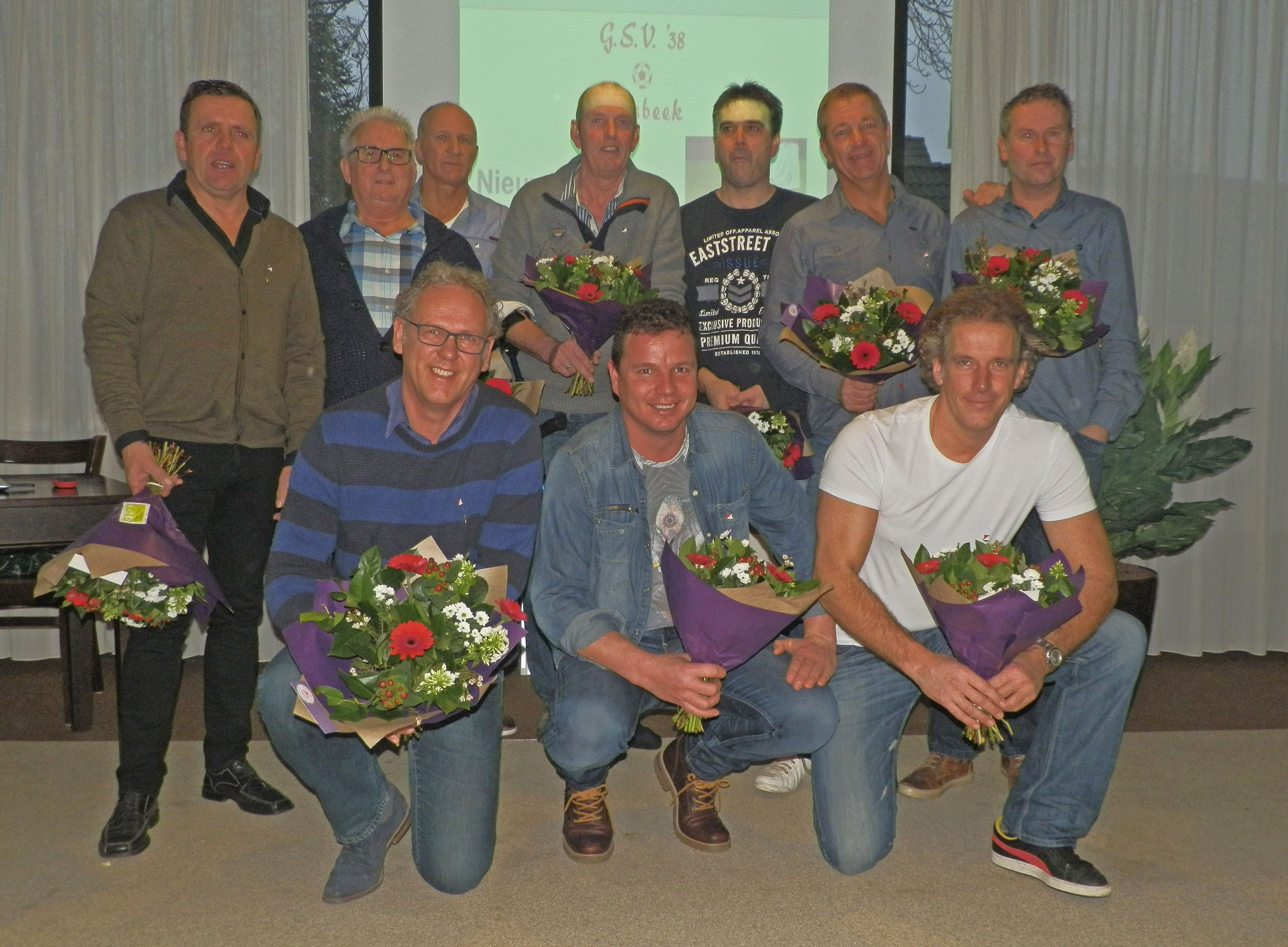 Jubilarissen gehuldigd bij GSV’38
