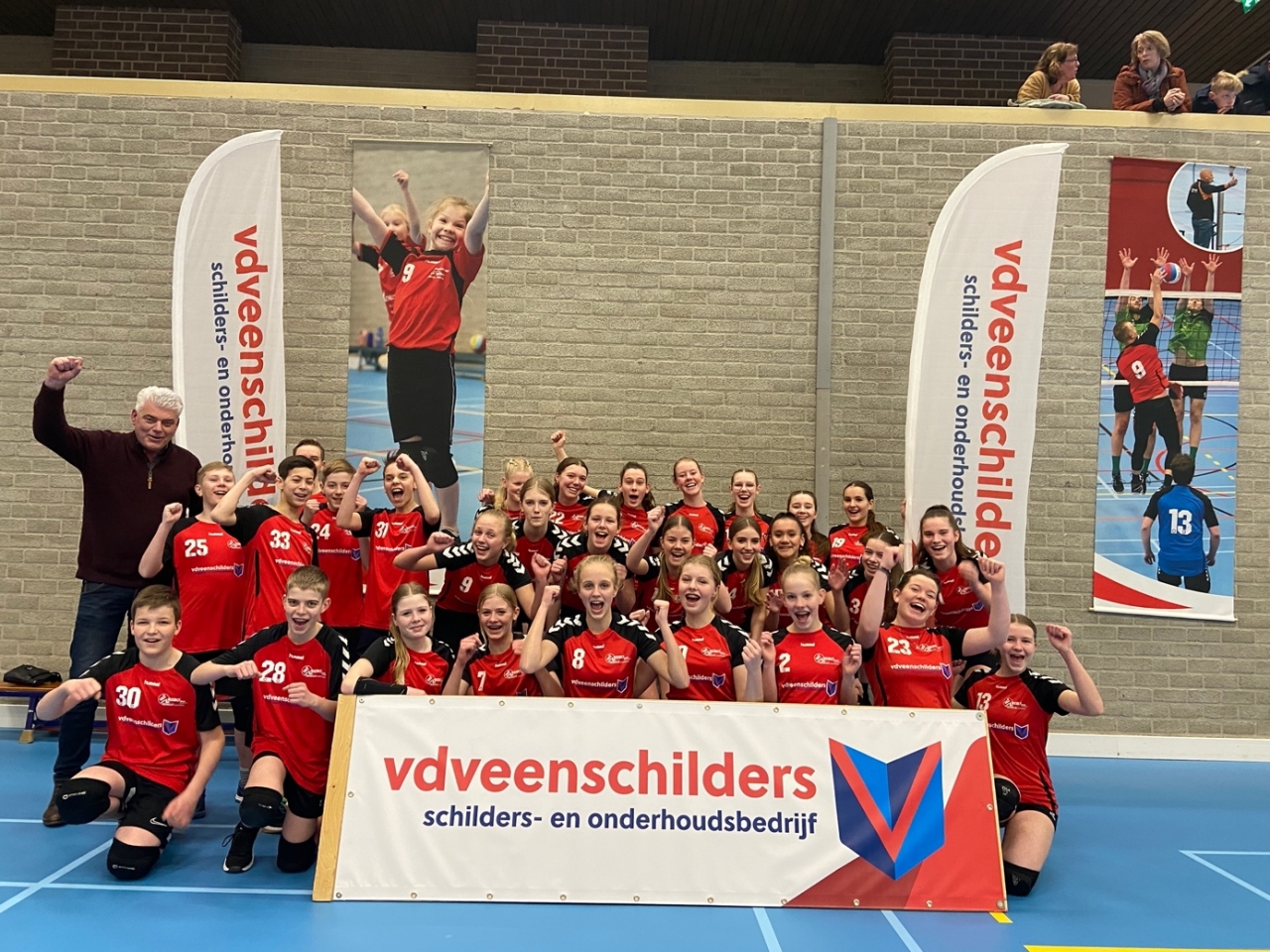 Van der Veen Schilders verlengt sponsoring jeugd Rebelle » Regiobode