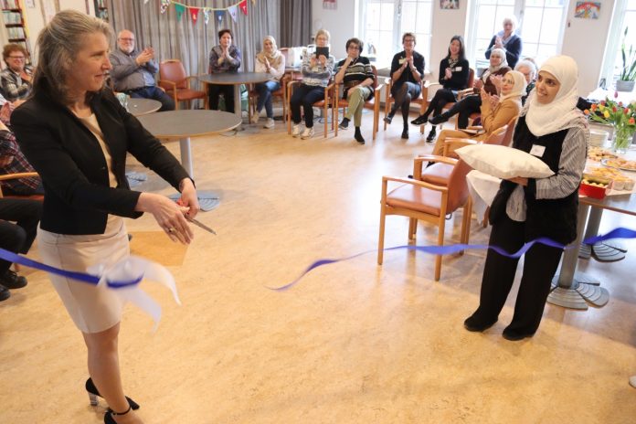 0255963_Opening_Naaiatelier_Kieskleurig_Rheden.JPG