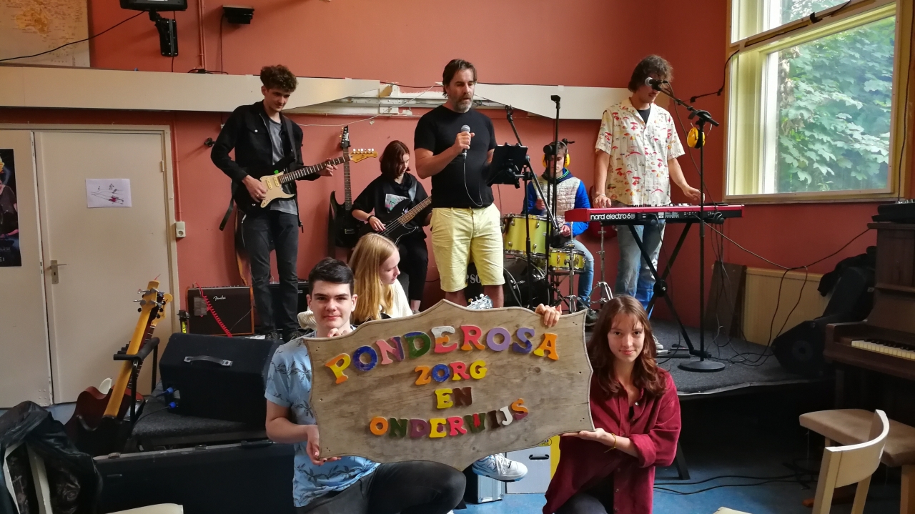 Ponderosa neergestreken in Ellecom