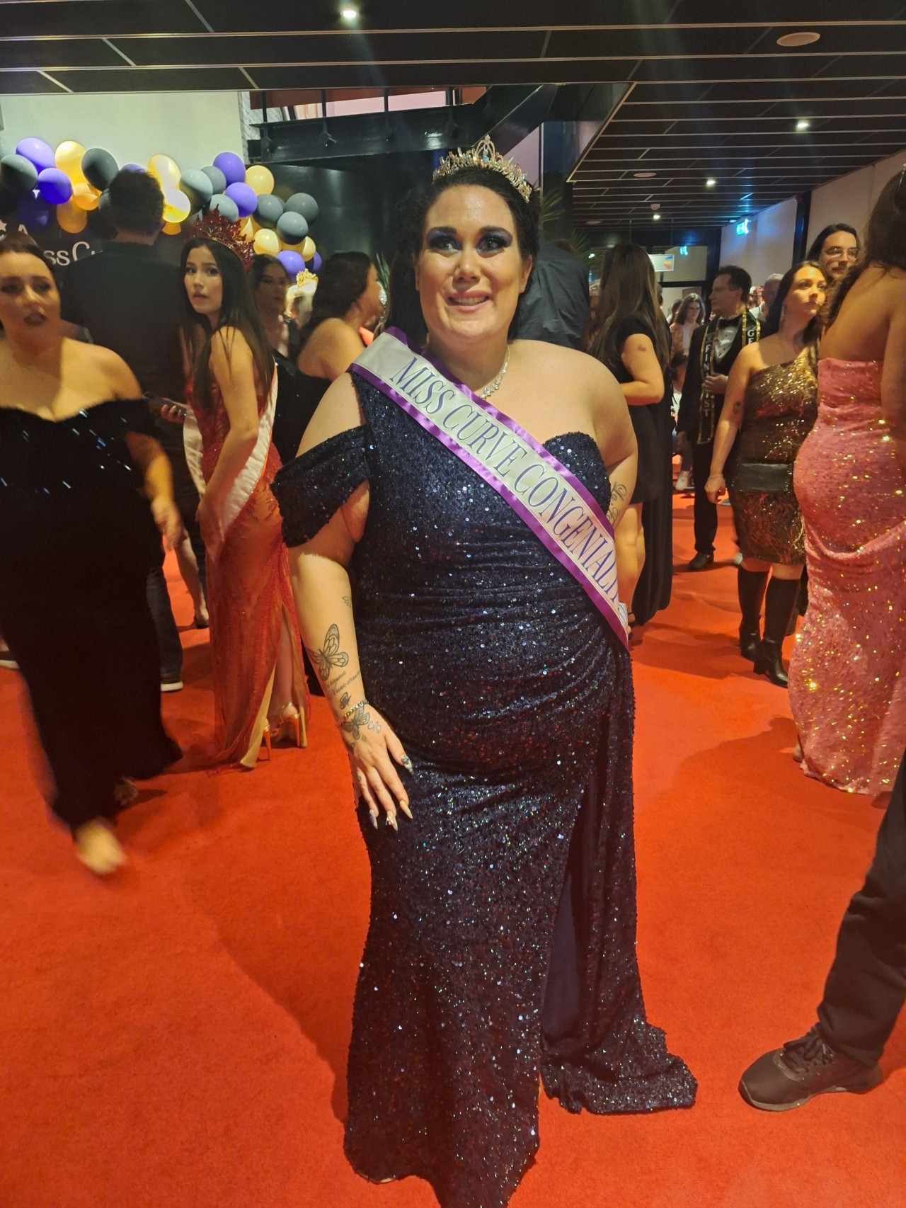 Sascha Klomp sleept titel Miss Curve Congeniality in de wacht