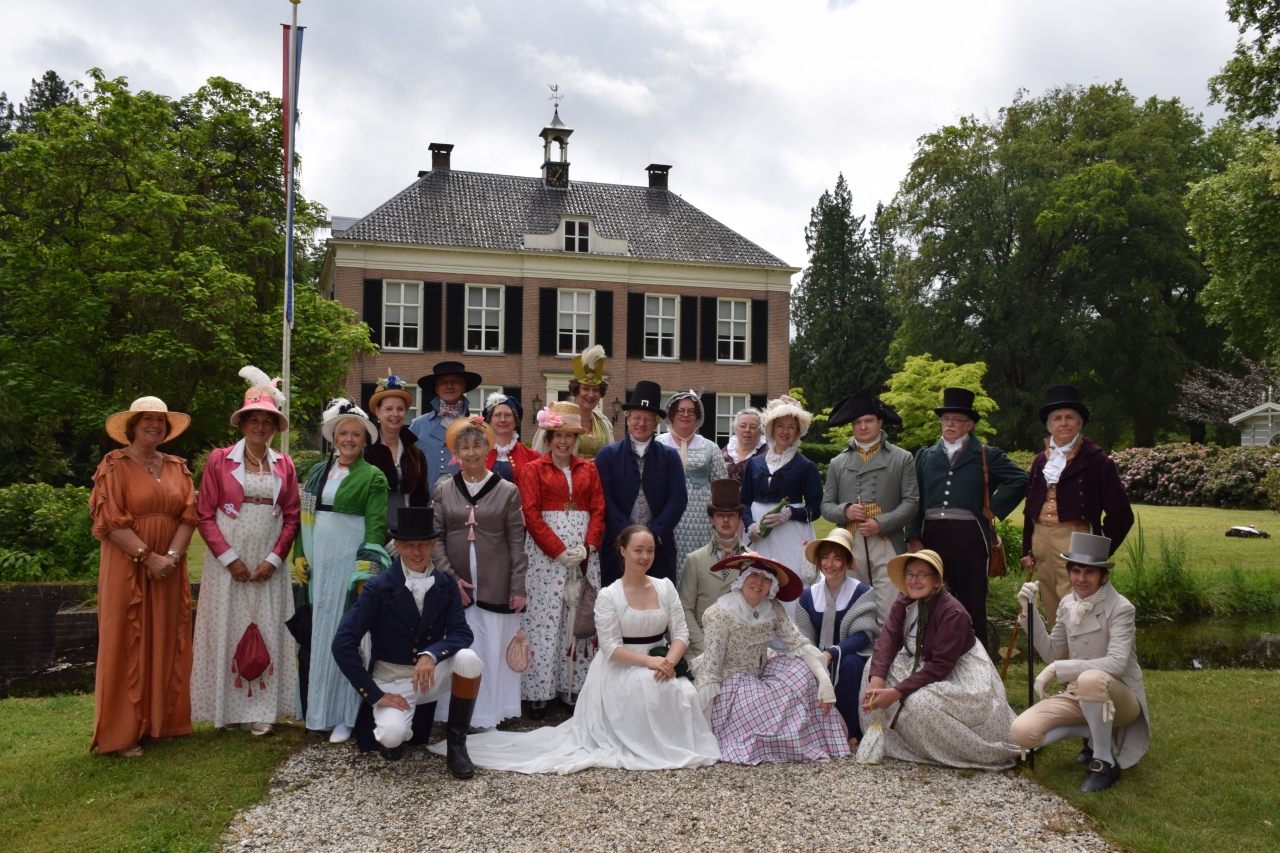 Re-enactmentverenigingen brengen Klarenbeek terug in de tijd
