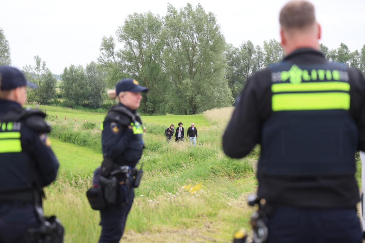 Politie grijpt in bij illegaal feest in Leuvenheim