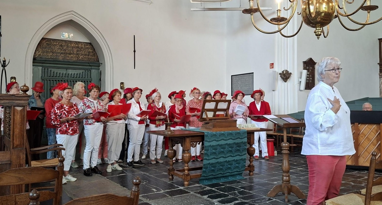 Vrouwenkoor Te Gek viert 10-jarig jubileum