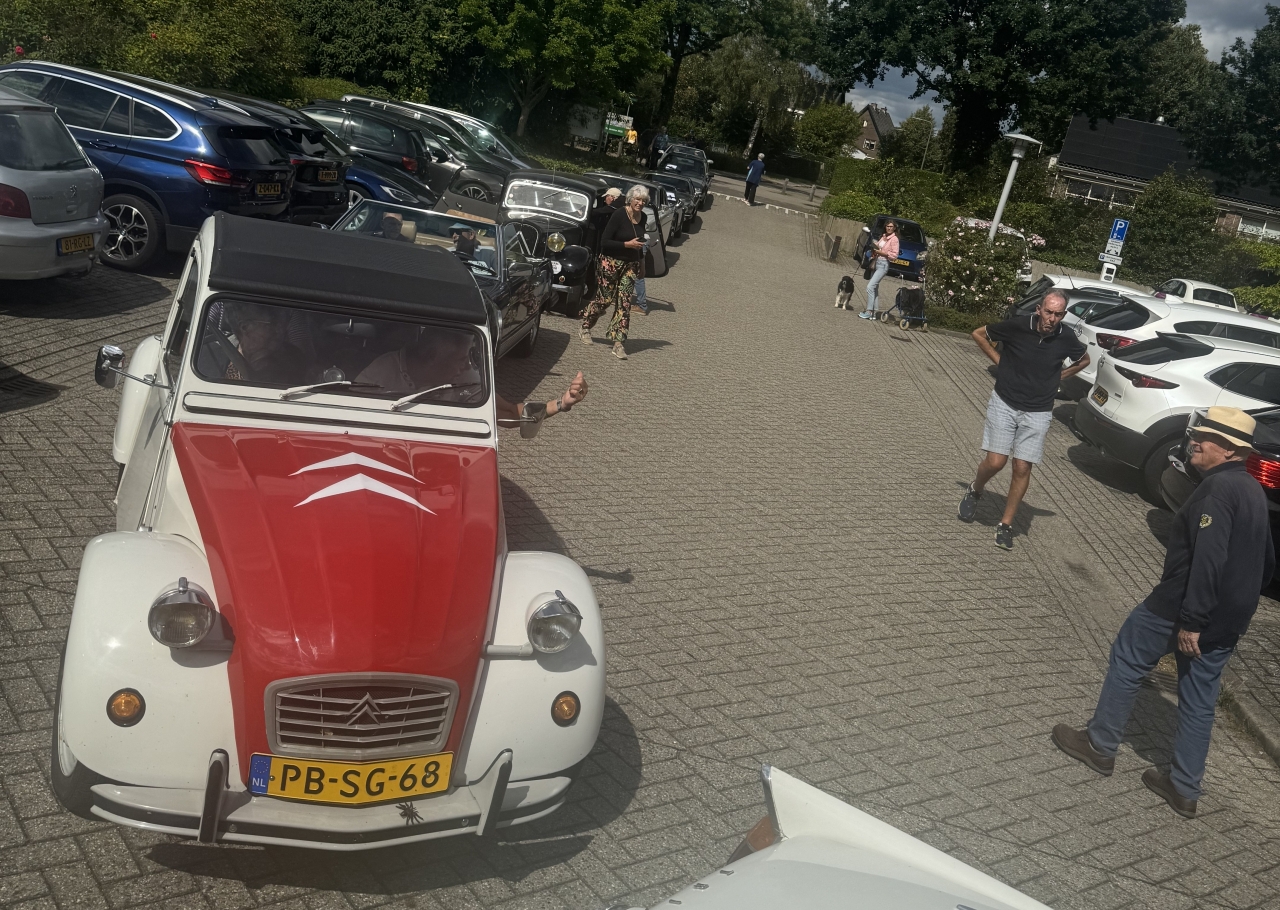 Oldtimerrit brengt mooie herinneringen boven