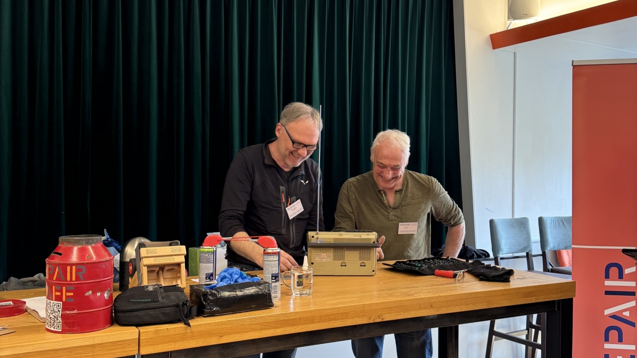 Repair Caf&eacute; zoekt goed gereedschap