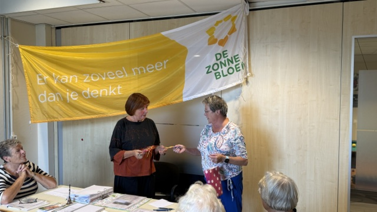 Greet Witteveen al 10 jaar het stralende gezicht van De Zonnebloem