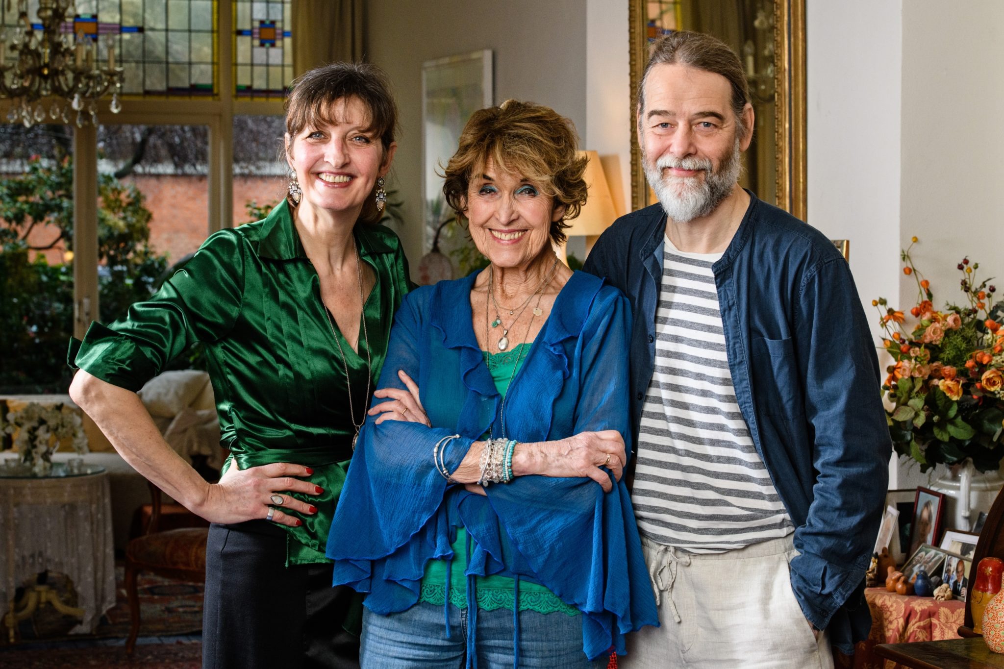 ‘Twee zusters in de kunst en één hartstochtelijke heer’ bij Podium