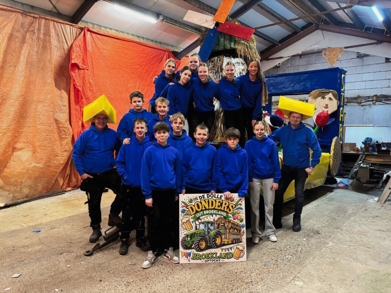 Jonge wagenbouwers van De Dolle Donders razen weer door Salland