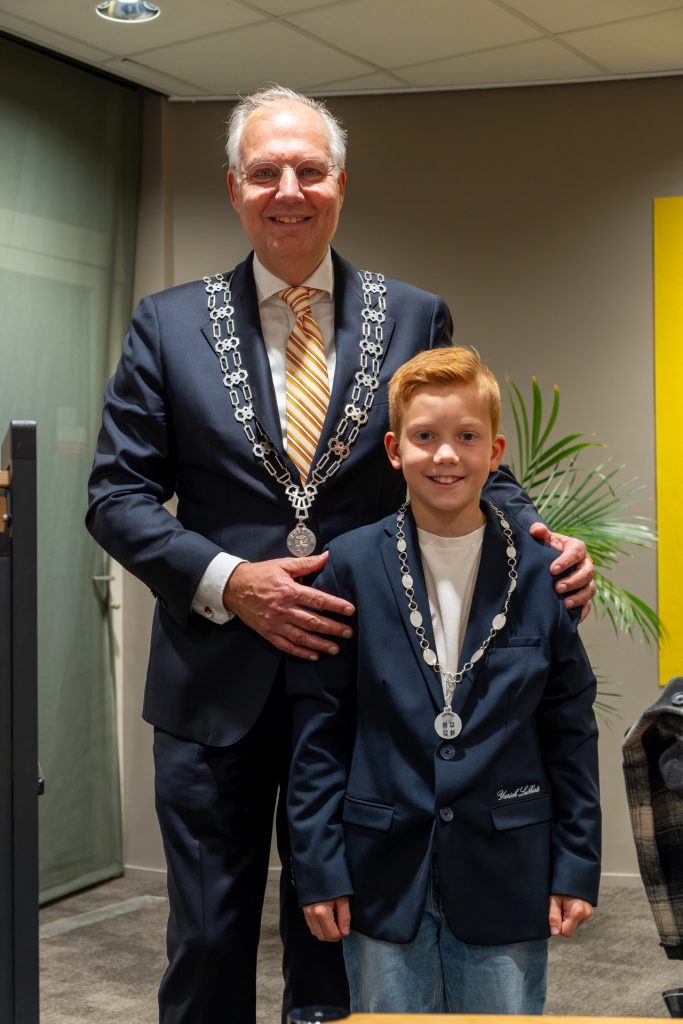 Yarick Lubberts uit Heeten nieuwe kinderburgemeester van Raalte