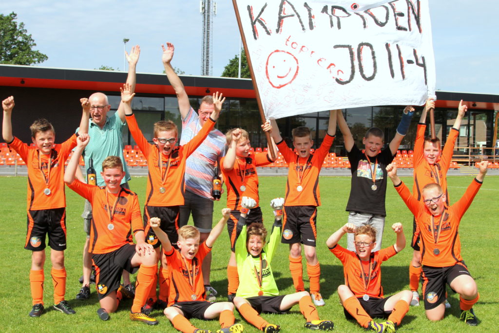 sv-nieuwleusen-jo11-4-kampioen-vechtdal-centraal