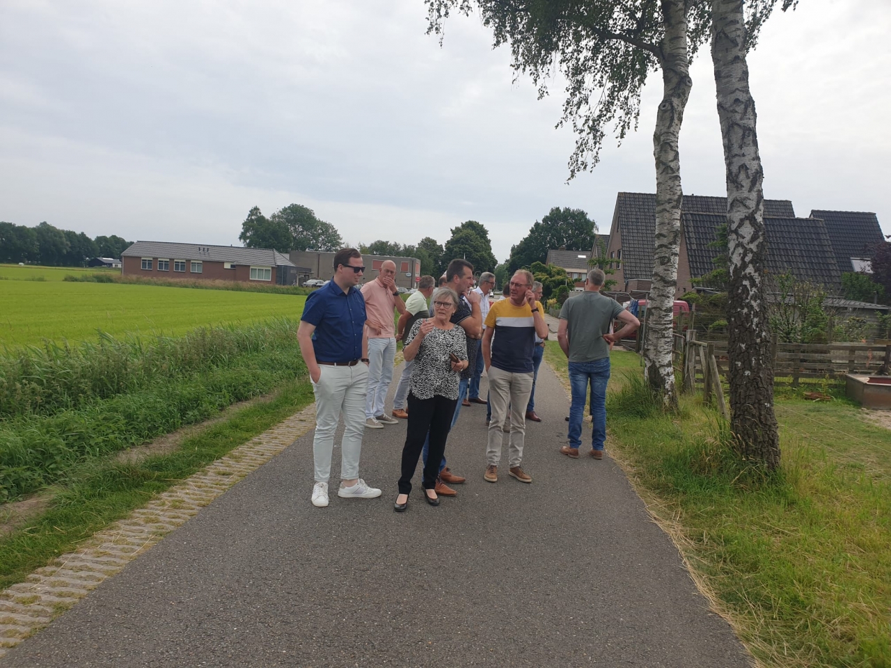 Gemeenteraad Ommen op bezoek in Beerzerveld