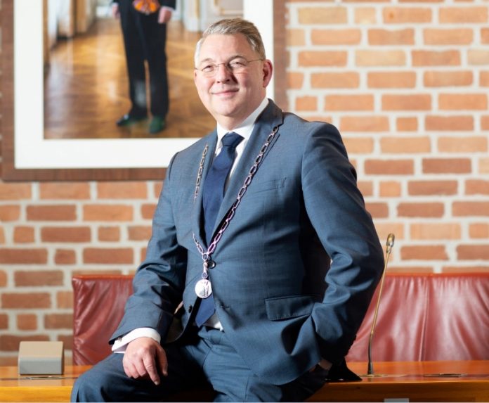 0245501_Burgemeester_Ommen 0245501_Burgemeester_Ommen.jpg