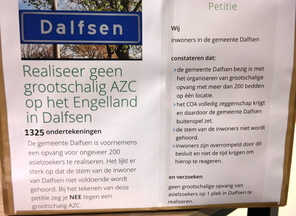 1325 handtekeningen tegen grootschalige opvang in azc aan de ...
