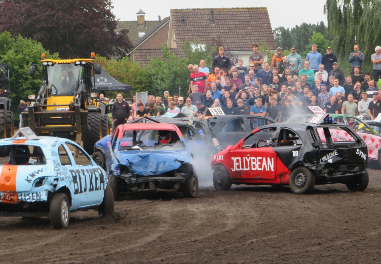Oranjevereniging kijkt tevreden terug op feestweek